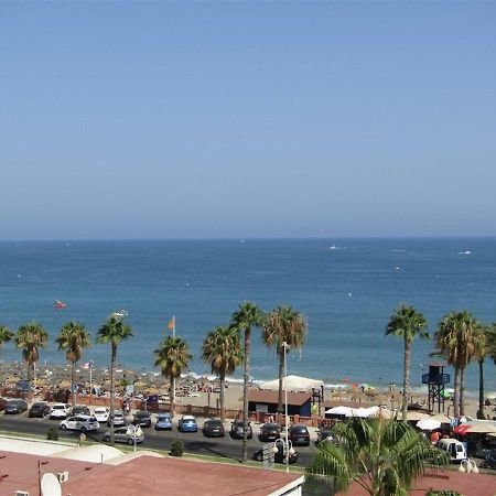 Luxury Beachfront Apartment In Benalmadena Costa ภายนอก รูปภาพ