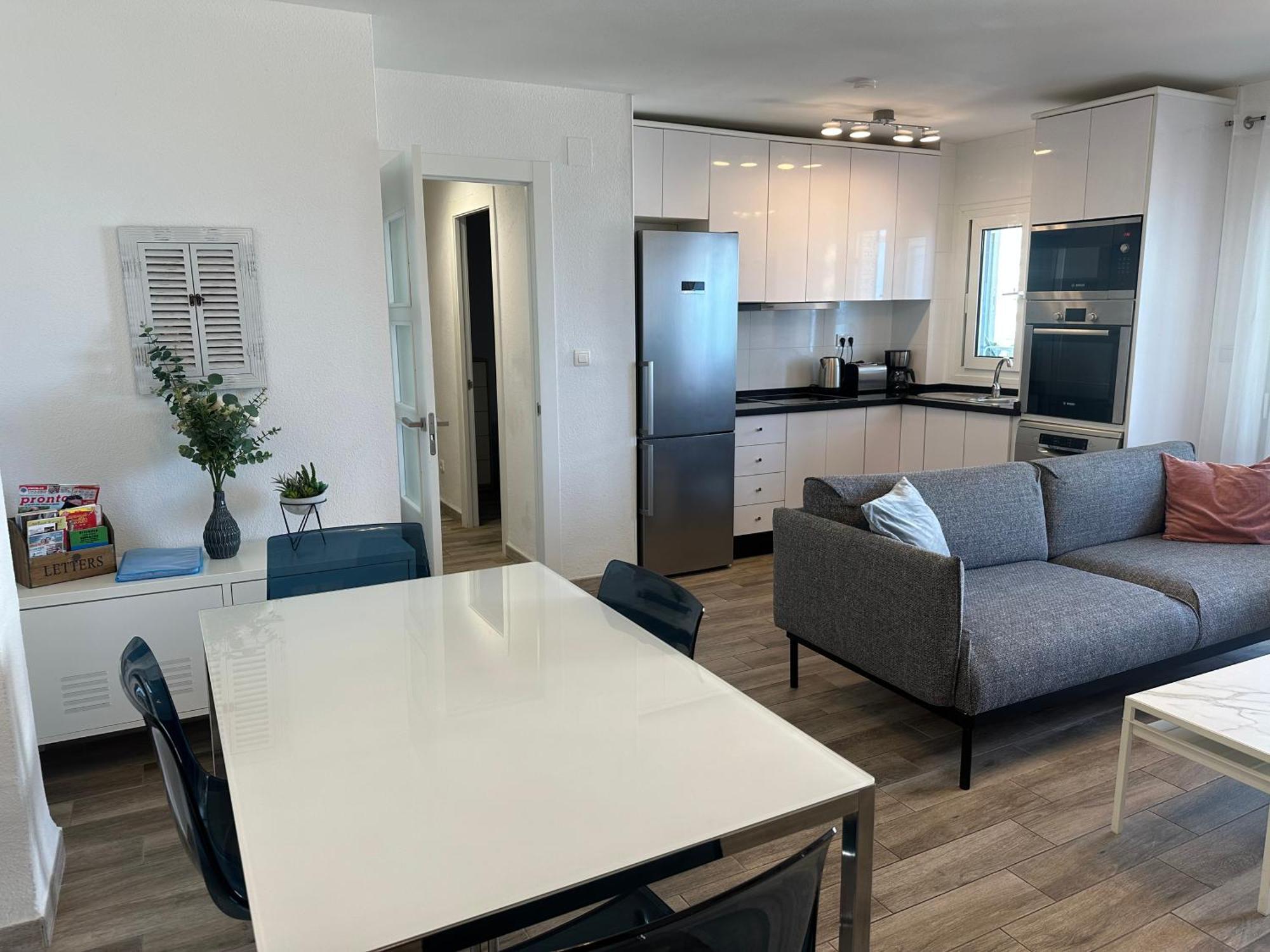 Luxury Beachfront Apartment In Benalmadena Costa ภายนอก รูปภาพ