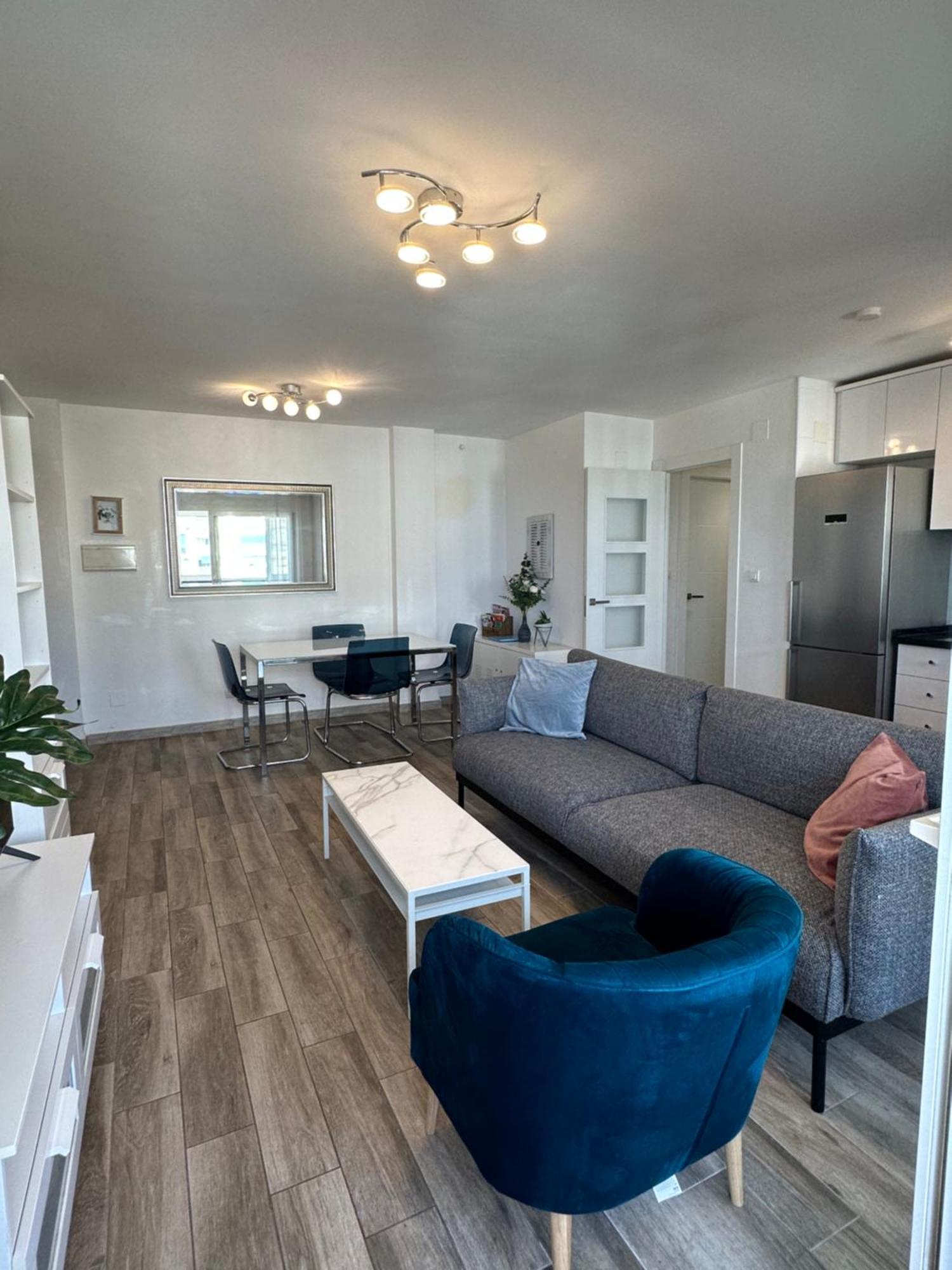 Luxury Beachfront Apartment In Benalmadena Costa ภายนอก รูปภาพ