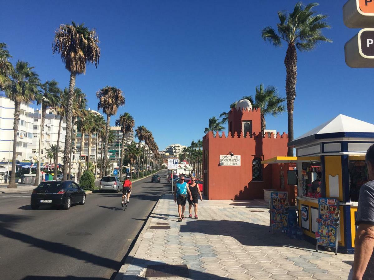 Luxury Beachfront Apartment In Benalmadena Costa ภายนอก รูปภาพ