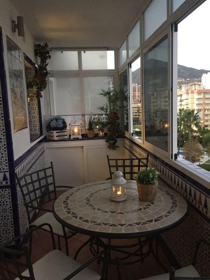 Luxury Beachfront Apartment In Benalmadena Costa ภายนอก รูปภาพ