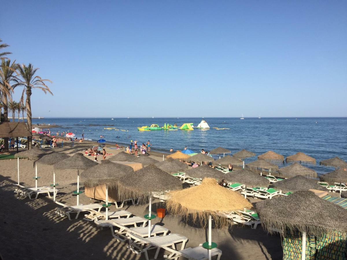 Luxury Beachfront Apartment In Benalmadena Costa ภายนอก รูปภาพ