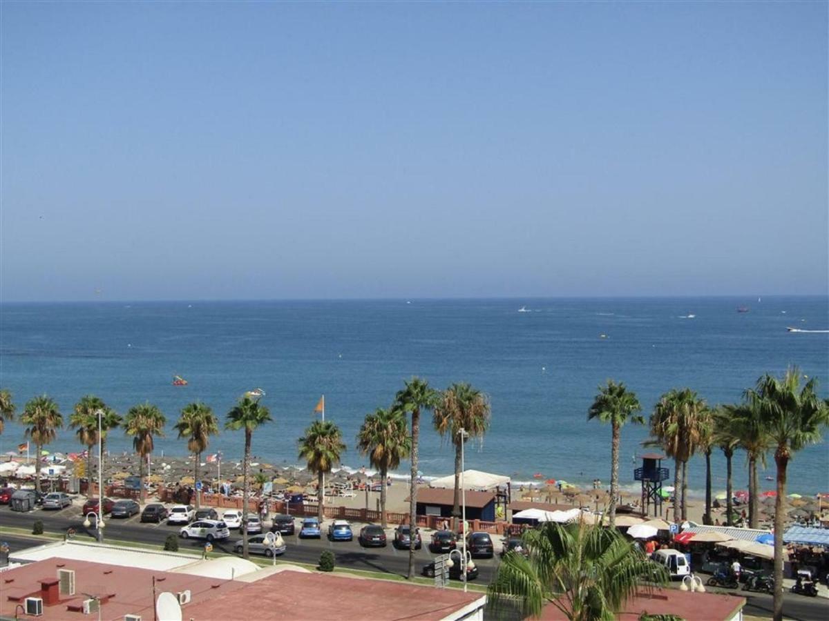 Luxury Beachfront Apartment In Benalmadena Costa ภายนอก รูปภาพ